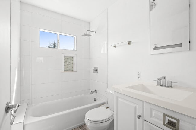 Bathroom #1 - 1753 16th St