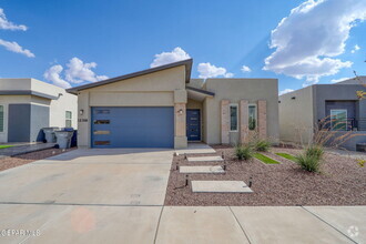 Building Photo - 12316 Desert Dove Ave