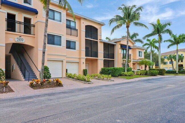 Building Photo - 2809 Amalei Dr