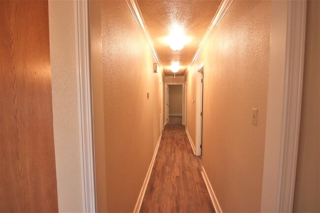 Building Photo - 250 Sawmill Rd