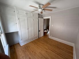 Building Photo - 1428 S 79th St