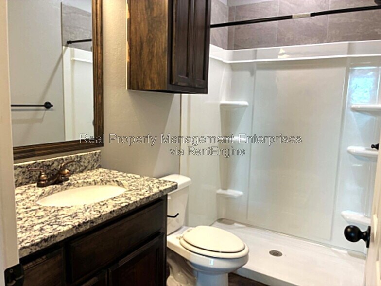 Building Photo - 7508 Redbud Villas Ct