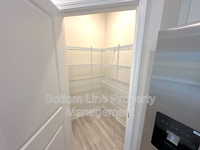 Building Photo - 509 Jacobus Ln