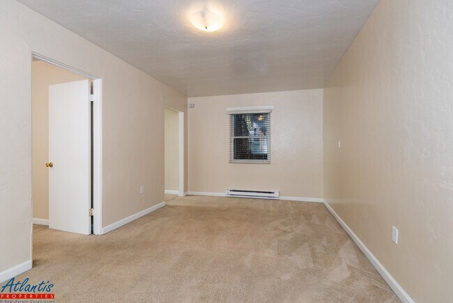 Building Photo - 211 Capitola Ave