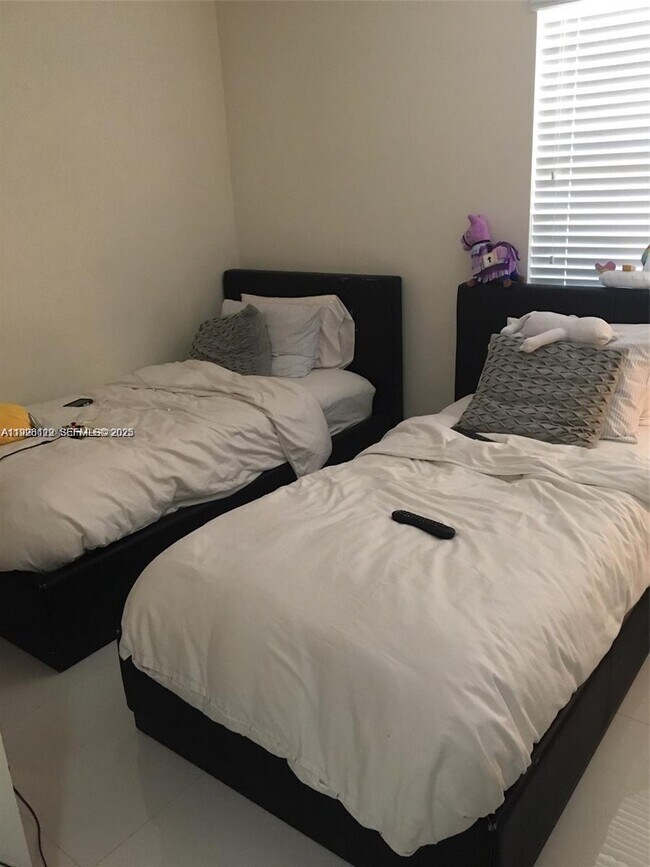 Building Photo - 3551 Magellan Cir