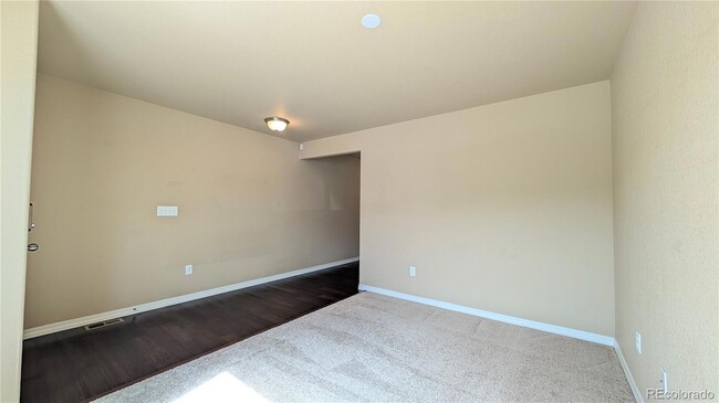 Building Photo - 6767 Sandyford Lane