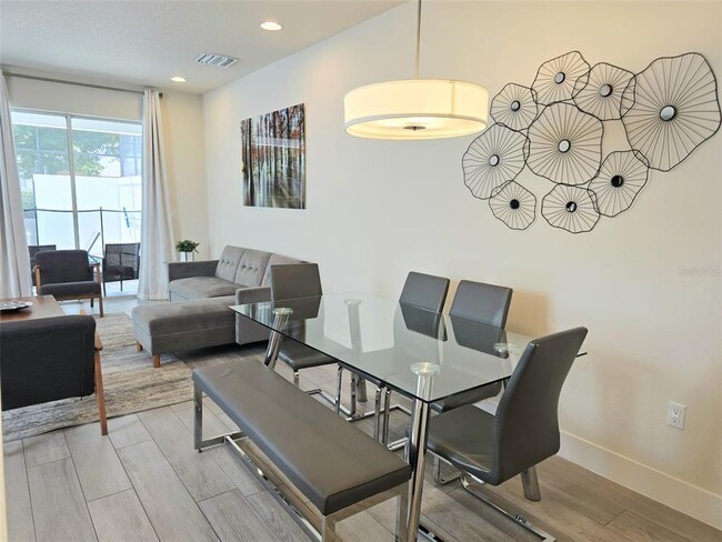 Building Photo - 17516 Hidden Forest Dr