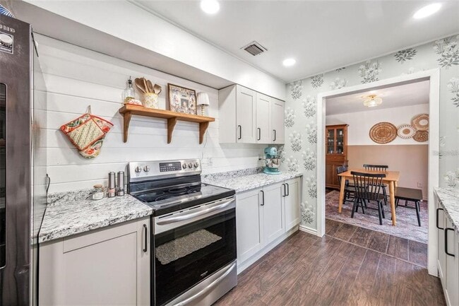 Building Photo - 8619 Veridian Dr