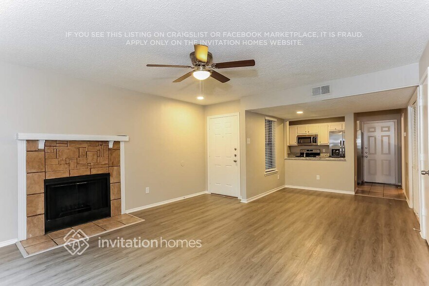 Building Photo - 427 Dawn Dr