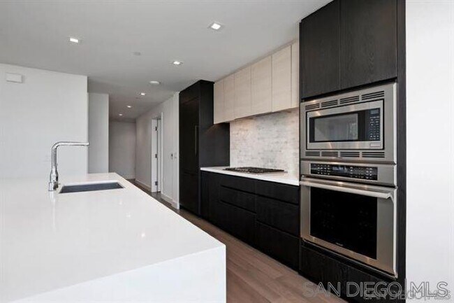 Building Photo - 1388 Kettner Blvd
