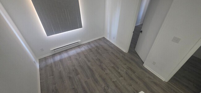 Building Photo - 1705 Oakshire Ln
