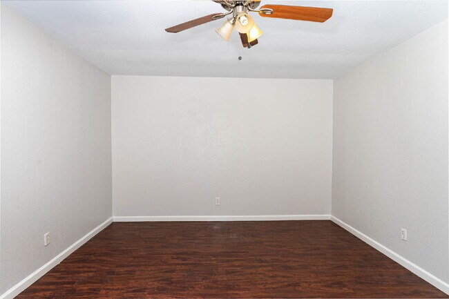 Building Photo - Charming 3-Bedroom Home in Fort Worth