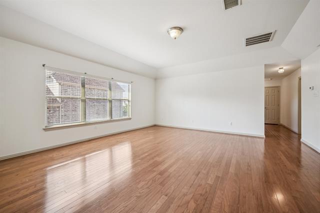 Building Photo - 3900 Springfield St