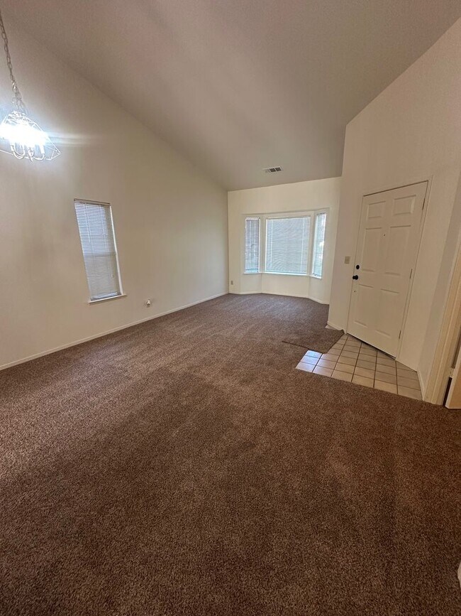Building Photo - 9521 Twin Brooks Ln