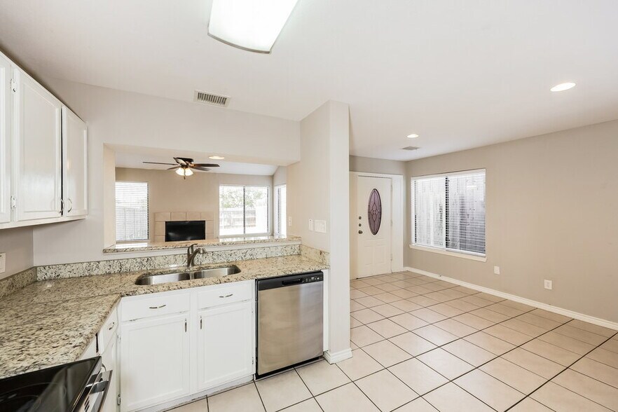 Building Photo - 4117 Cochise Dr