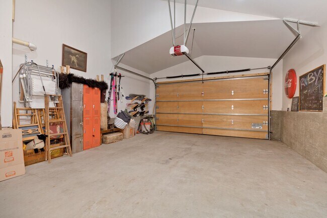 Building Photo - Winter Rental – $18,500/month (6-Month Lease)