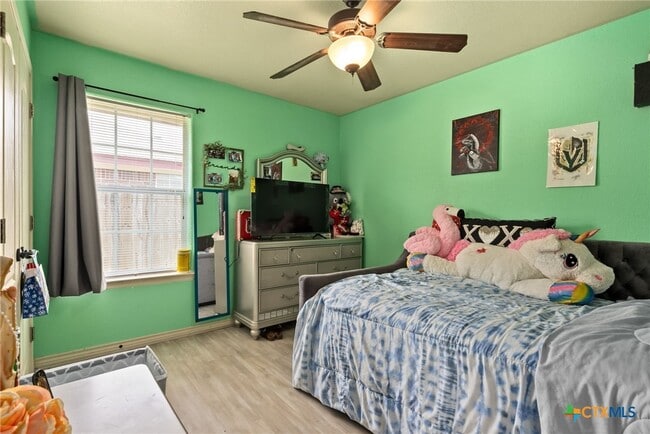 Building Photo - 3711 Dewitt County Ct