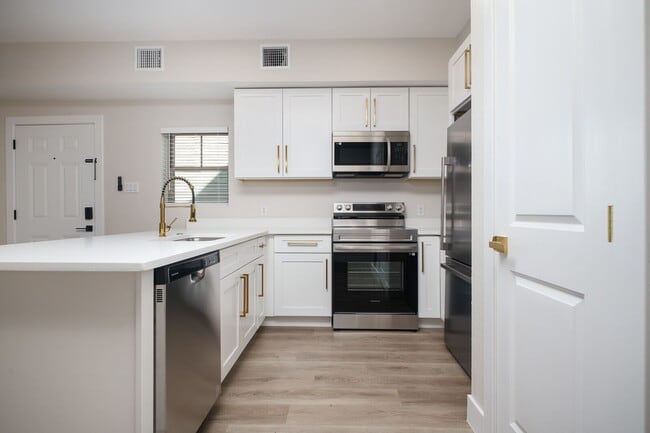 Building Photo - All Units Are Available With Brandnew Full Appliance Package