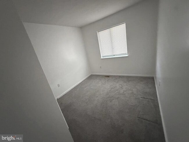 Building Photo - 12051 Hallandale Terrace