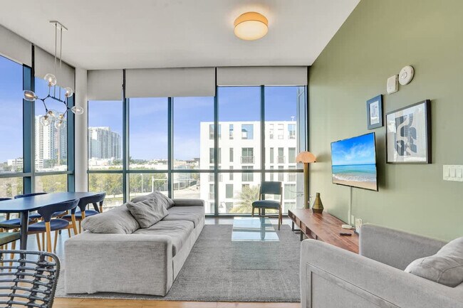 Building Photo - 1220 17th St