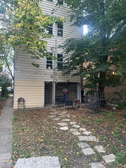 Building Photo - 4036 N Mozart St