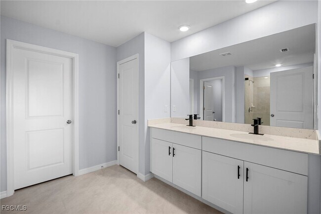 Building Photo - 17741 Paradiso Wy