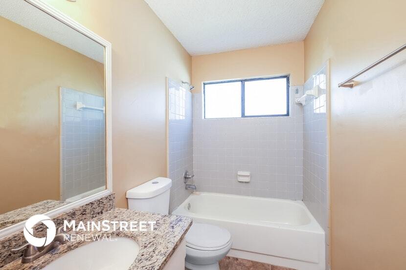 Building Photo - 2532 Townsquare Dr