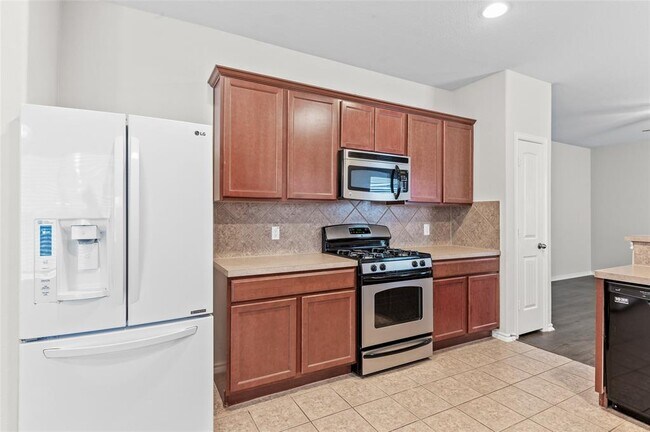 Building Photo - 14143 Astonshire Ln
