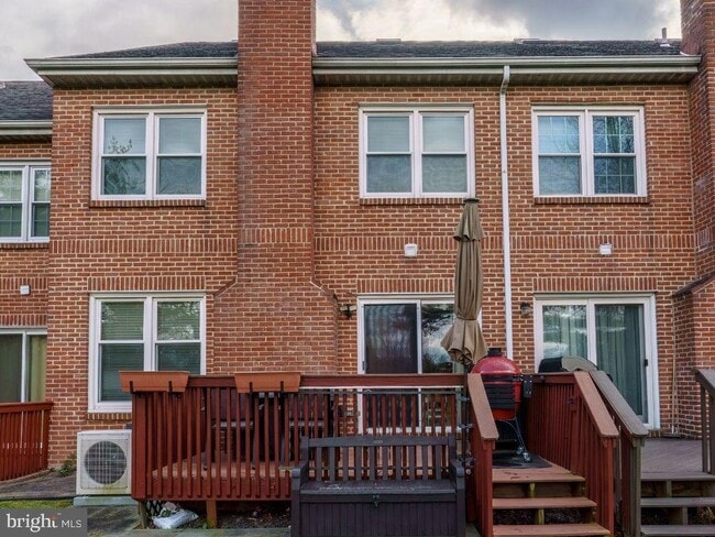 Building Photo - 2014 Ryans Run