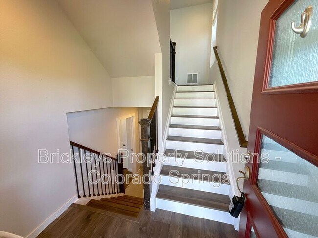 Building Photo - 7227 Berrybrook Ln