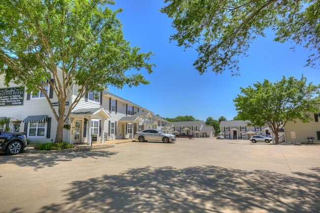 Primary Photo - Sanibel Executive Suites