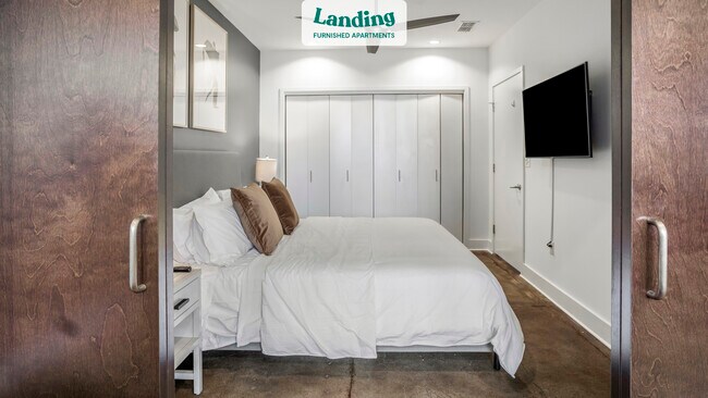 Building Photo - 120 19th St N