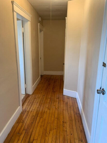 Building Photo - 3 Negus St