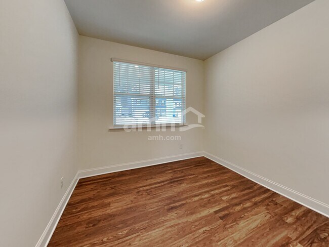 Building Photo - 117 Ashton Dr