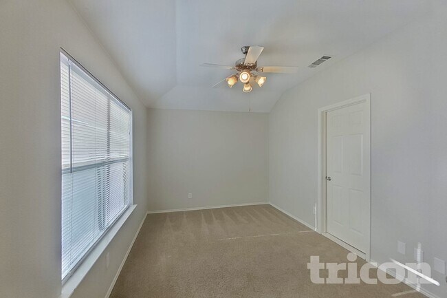 Building Photo - 1470 Waldrop Dr