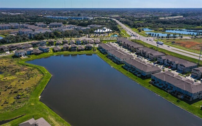 Building Photo - 9162 Hillcroft Dr