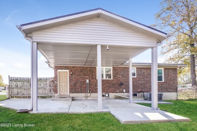 Building Photo - 5611 Archtree Pl