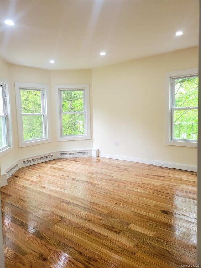 Building Photo - 12 Woodland Ave