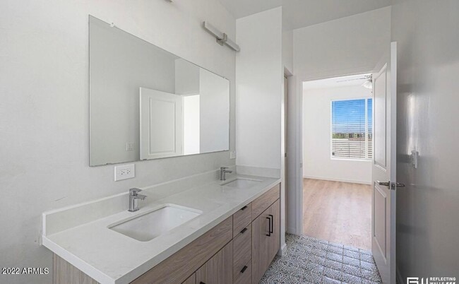 Building Photo - 16655 E El Lago Blvd