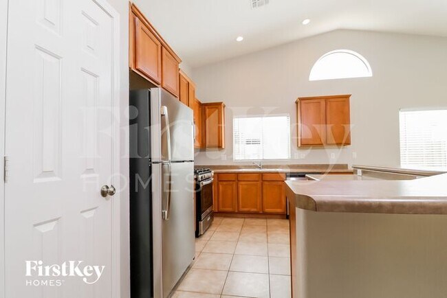 Building Photo - 14620 W Watson Ln