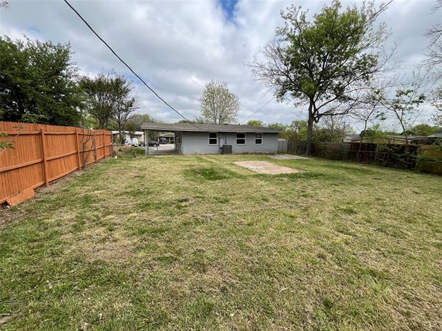 Building Photo - 718 E Daugherty Dr