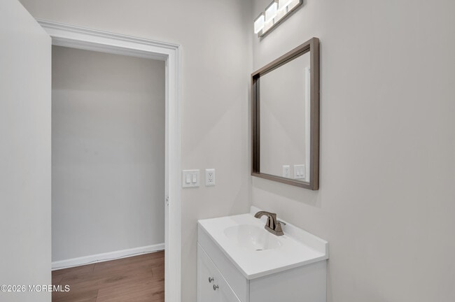 Building Photo - 31 W Front St