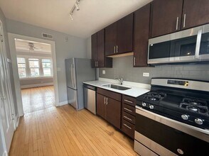 Building Photo - 2 bedroom in Chicago IL 60641