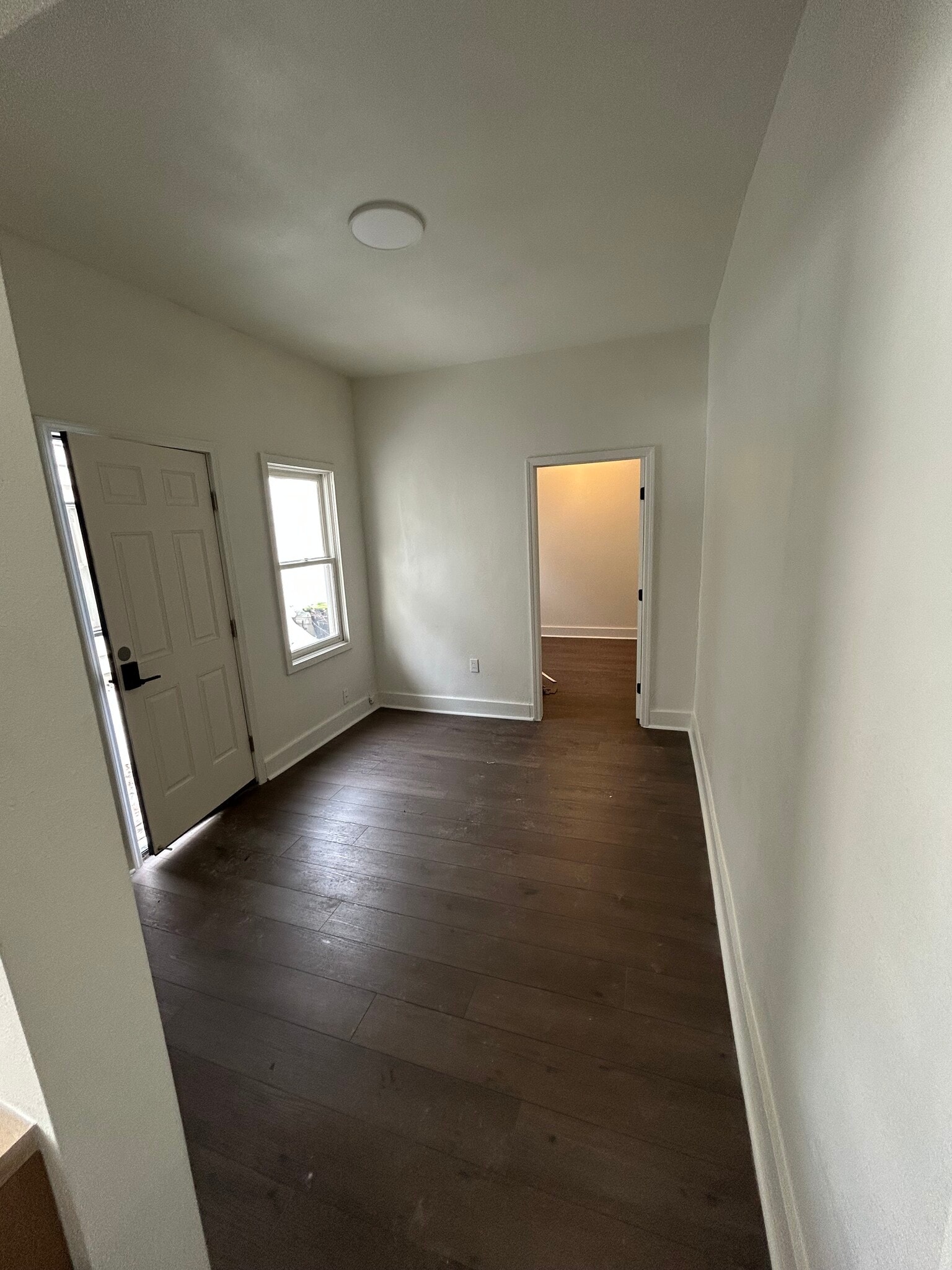 Building Photo - 232 Ferris St