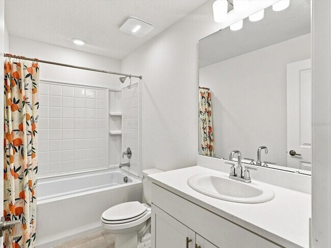Building Photo - 5739 Archipelago St