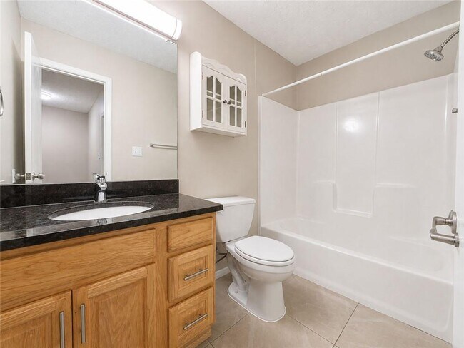 Building Photo - 3065 Destin Cir