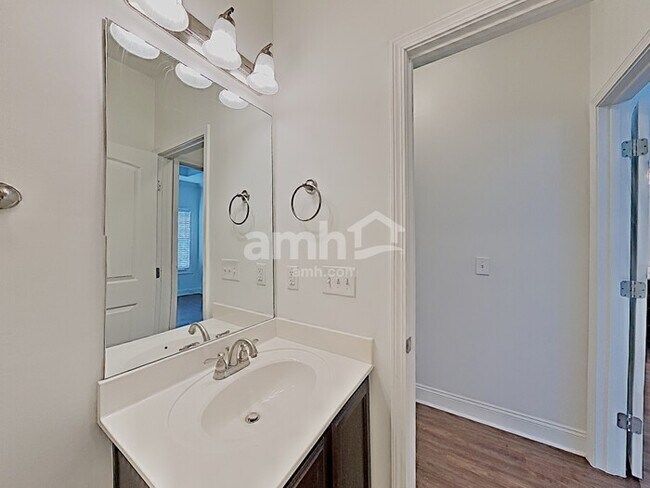 Building Photo - 3415 Cornerstone Dr
