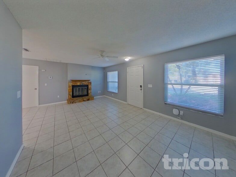 Building Photo - 2008 59th Cir S