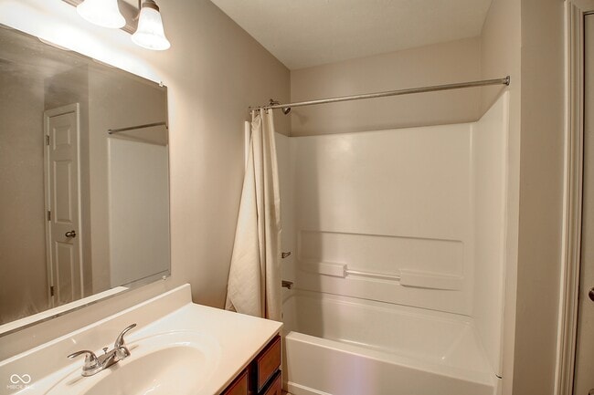 Building Photo - 11474 Clay Court