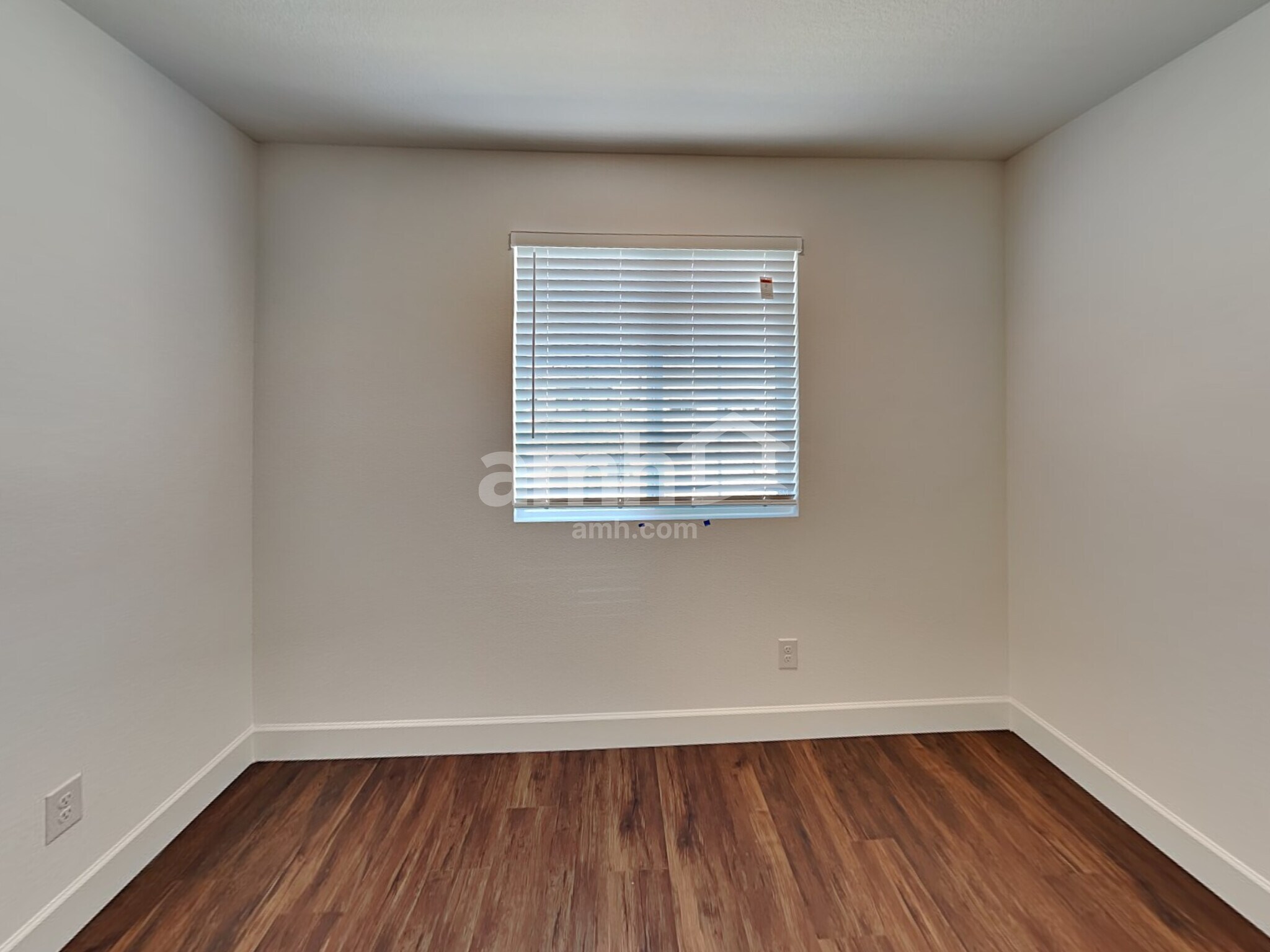 Building Photo - 8841 Tiger Tooth Ave